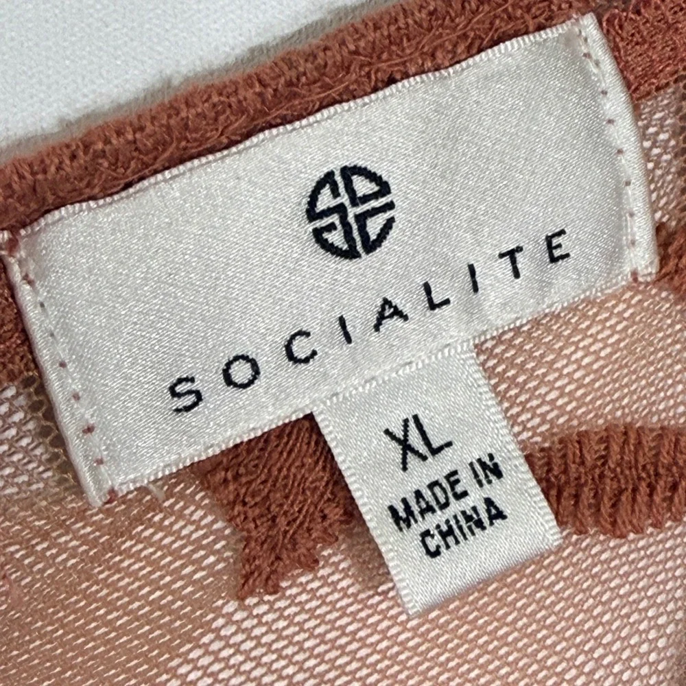 Socialite h1870 embroidered